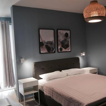 Sliema, Stylish 2 Bedroom Apartment With Parking 외부 사진