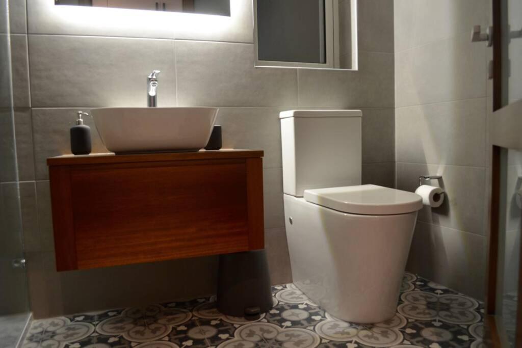 Sliema, Stylish 2 Bedroom Apartment With Parking 외부 사진